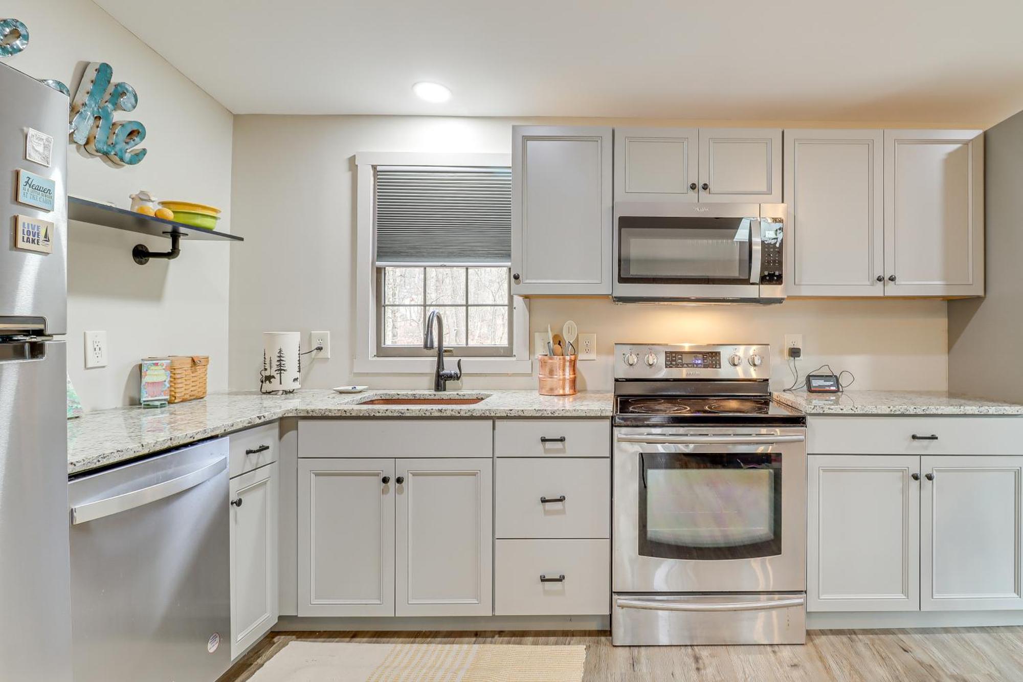 Quaint Jim Thorpe Cabin Retreat, Walk To Beach! Εξωτερικό φωτογραφία