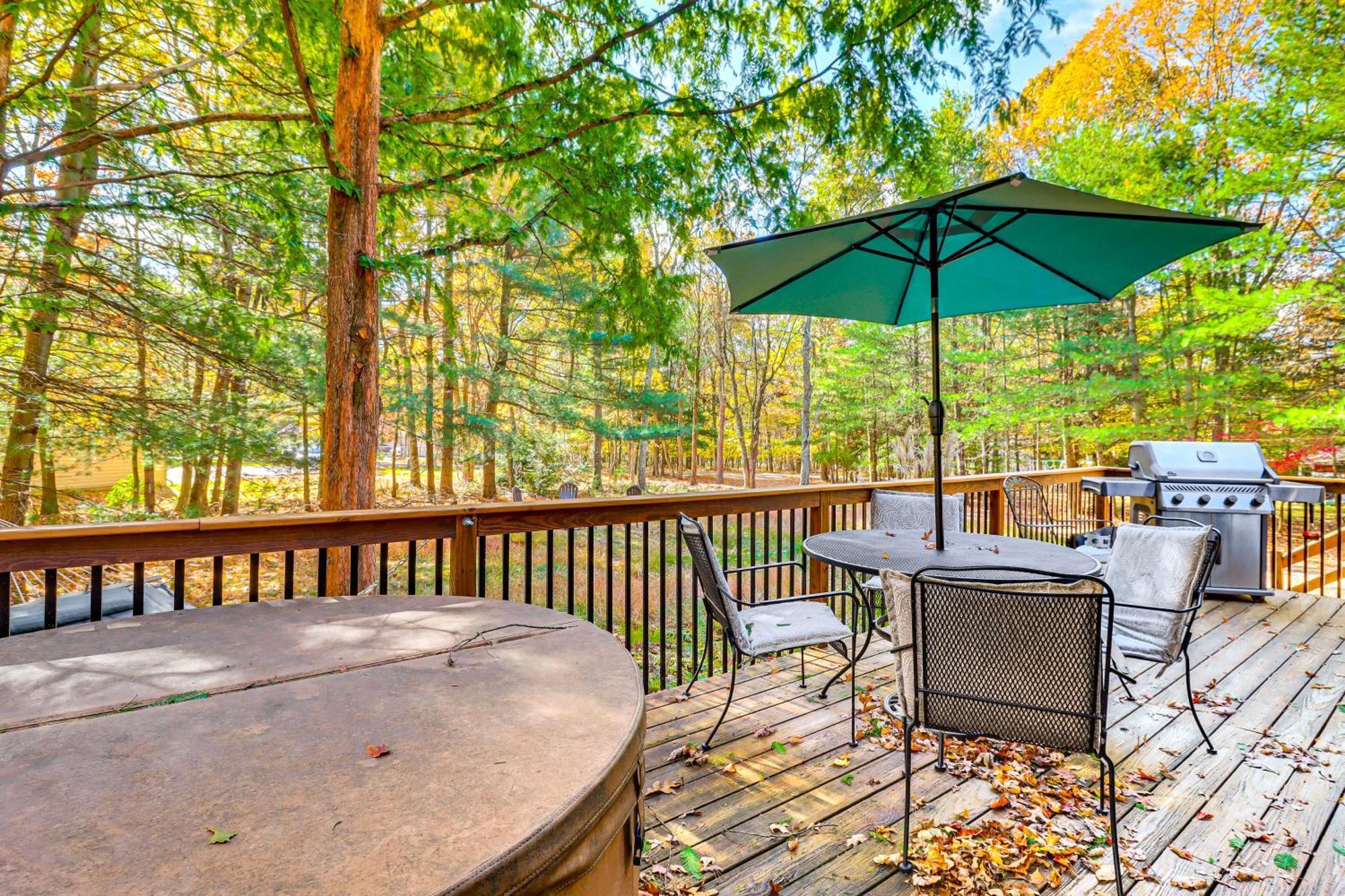 Quaint Jim Thorpe Cabin Retreat, Walk To Beach! Εξωτερικό φωτογραφία