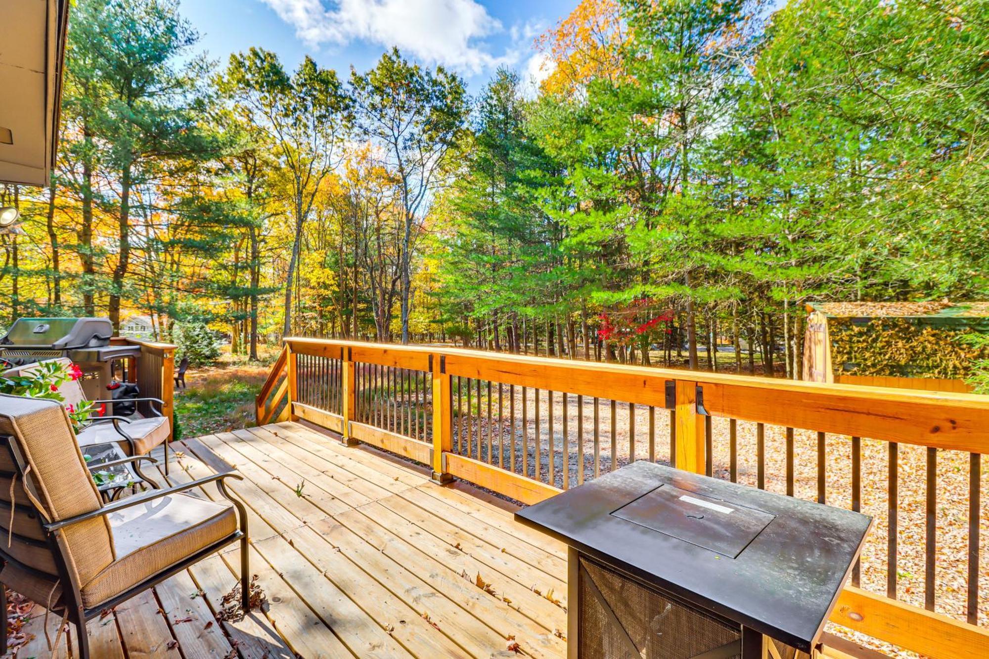 Quaint Jim Thorpe Cabin Retreat, Walk To Beach! Εξωτερικό φωτογραφία