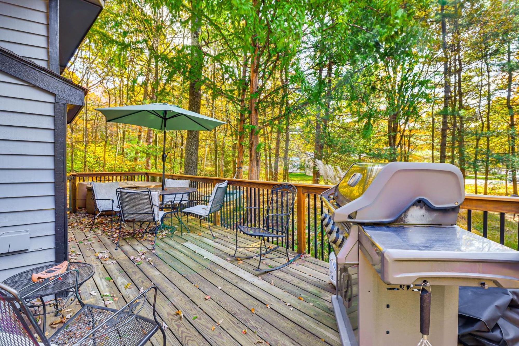Quaint Jim Thorpe Cabin Retreat, Walk To Beach! Εξωτερικό φωτογραφία